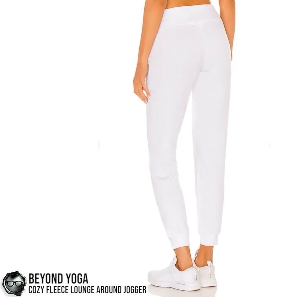 BEYOND YOGA COZY FLEECE LOUNGE AROUND MIDI JOGGER SWEATPANTS IN WHITE MODAL XL - Picture 5 of 10